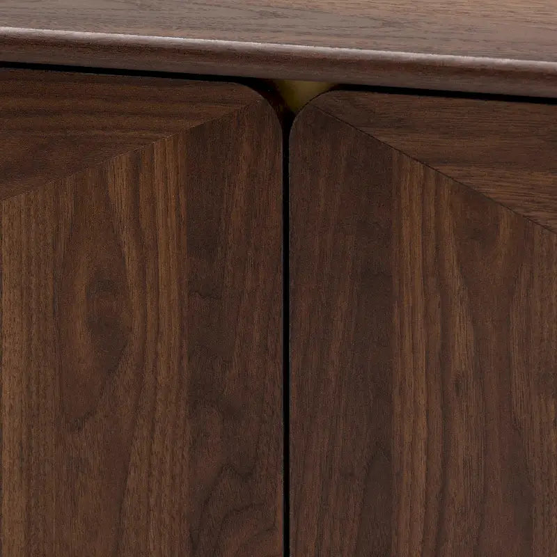 Table basse Graceland mi-siècle moderne de transition en bois au fini noyer avec 2 tiroirs