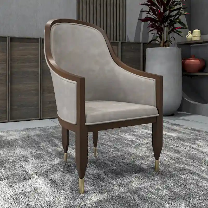 Chaise de salle à manger en cuir avec accoudoirs et cadre en bois d'hévéa série Belle par