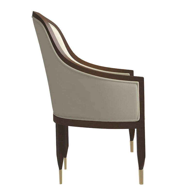 Chaise de salle à manger en cuir avec accoudoirs et cadre en bois d'hévéa série Belle par