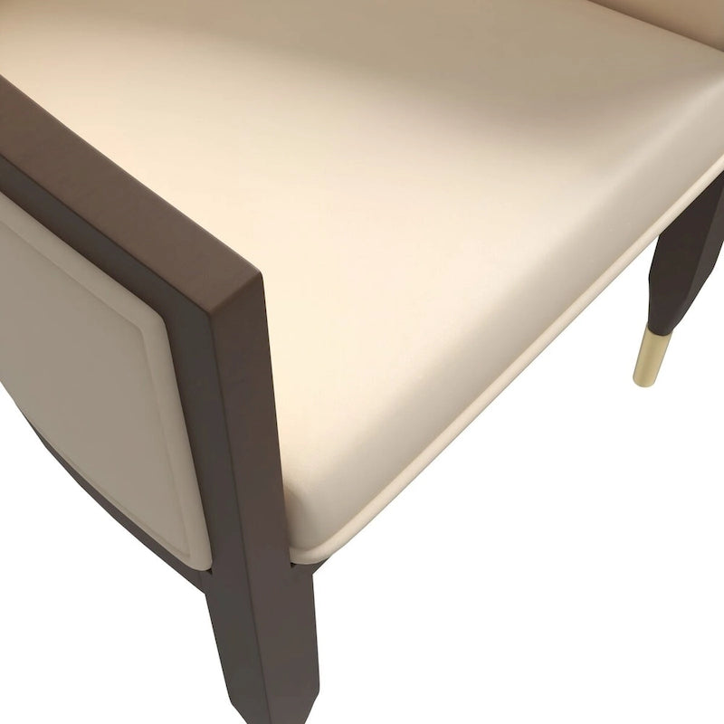 Chaise de salle à manger en cuir avec accoudoirs et cadre en bois d'hévéa série Belle par